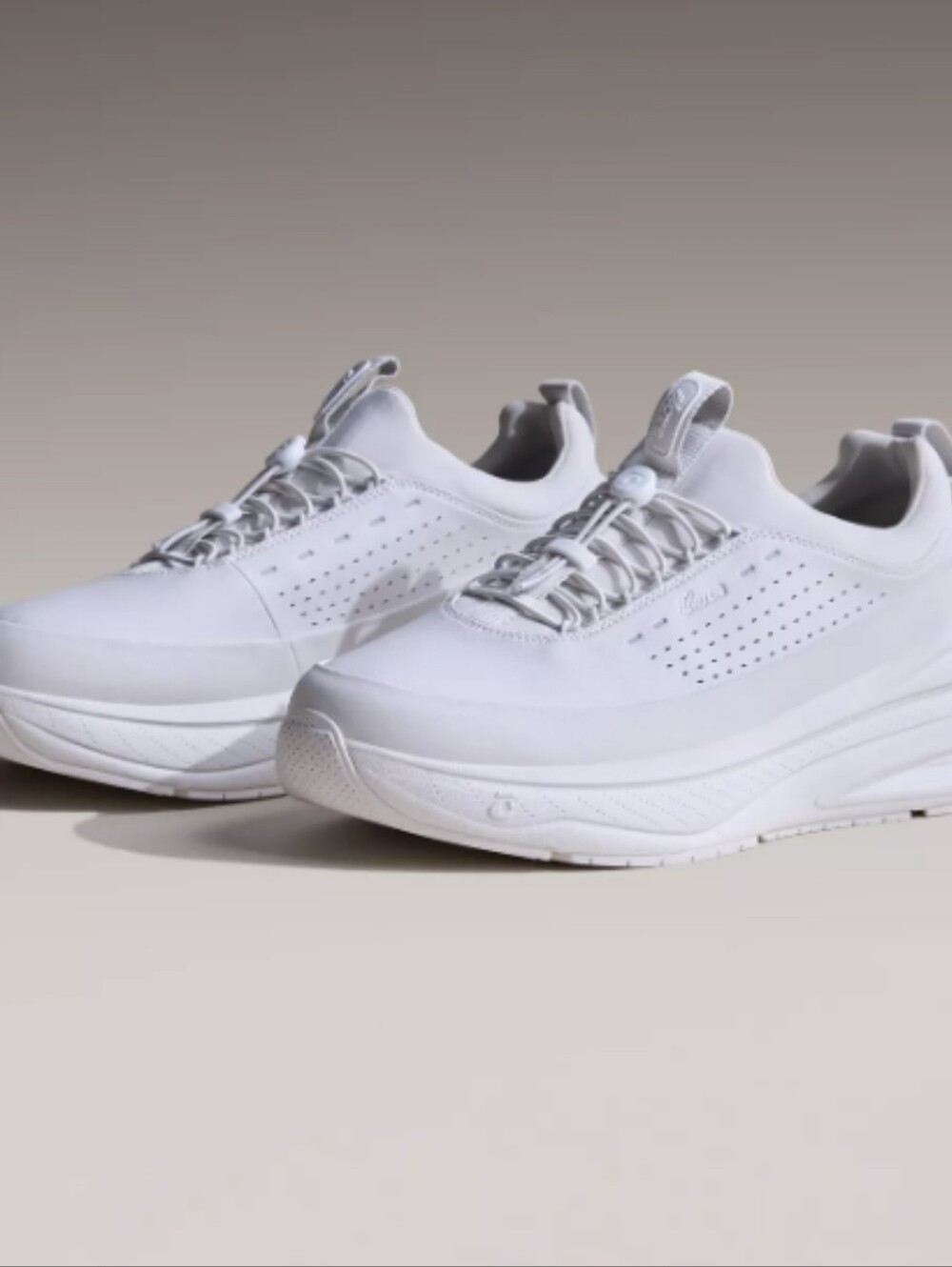 Women's Clove Supercush Forte 2 White Athletic Sneakers